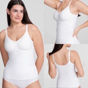 Invisible liftwear adjustable straps